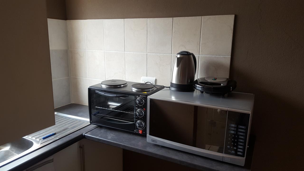 Let Us Accomodation Източен Лондон Екстериор снимка